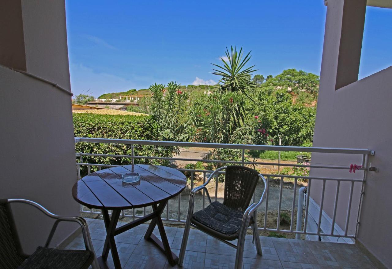 Santa Barbara Lakis Apartments Perivolion Екстер'єр фото