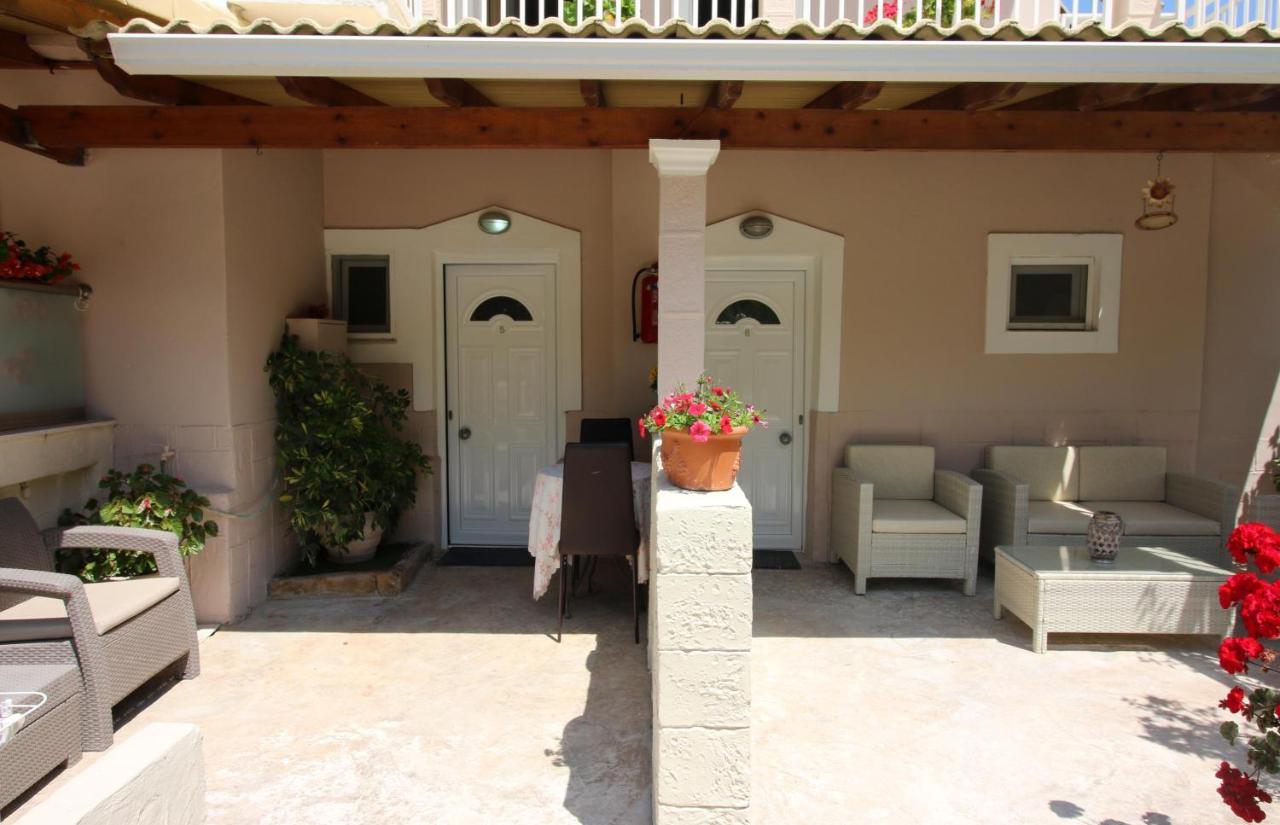 Santa Barbara Lakis Apartments Perivolion Екстер'єр фото