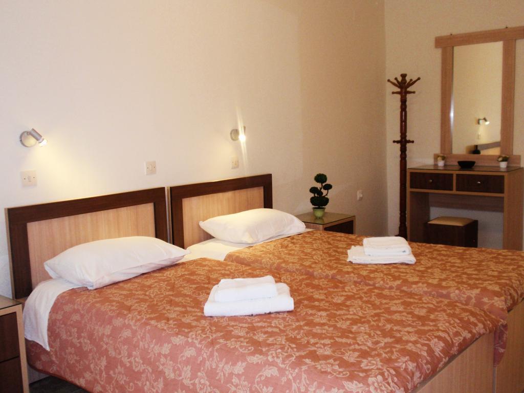 Santa Barbara Lakis Apartments Perivolion Екстер'єр фото